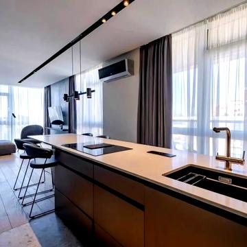 Предславинська вул., 42