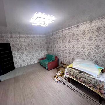 Десантників вул., 10