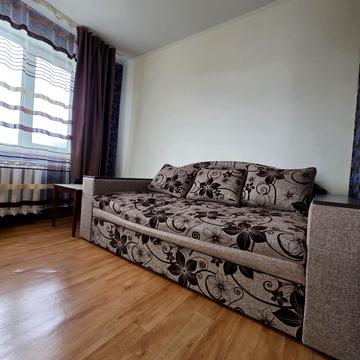 Богдана Хмельницького просп. (Героїв Сталінграда), 12-Б