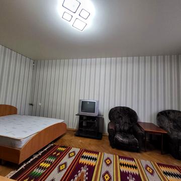 Космічна вул., 47