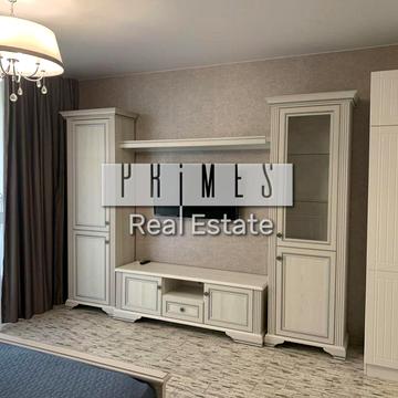 Предславинська вул., 53