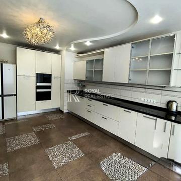 Микільсько-Слобідська вул., 2-В