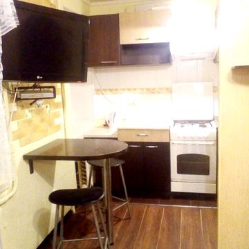 Козацька вул., 32