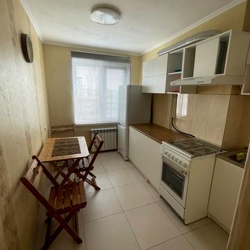 Слави бульв., 3