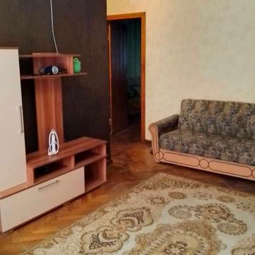 Сонячна вул., 16