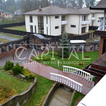 Українського Відродження вул. (Бударіна), 10