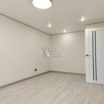 Вокзальна вул., 14