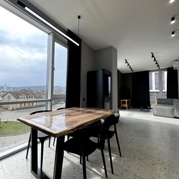 Богдана Хмельницького вул., (ЖК Вежа (будинок 1))