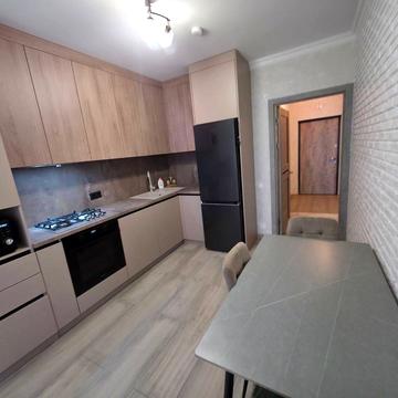 Замарстинівська вул. (Калініна), 40