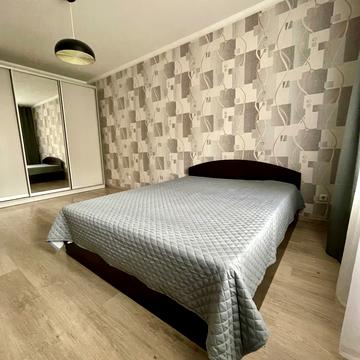 Урлівська вул., 14