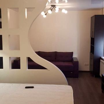 Вячеслава Чорновола просп. (), 67-Ж