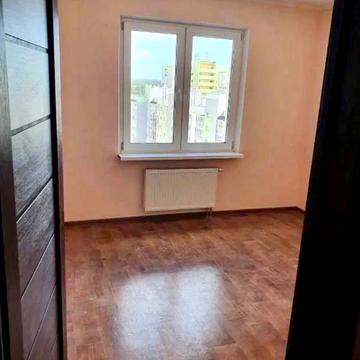 Героїв Енергетиків вул., (Будинок 1)