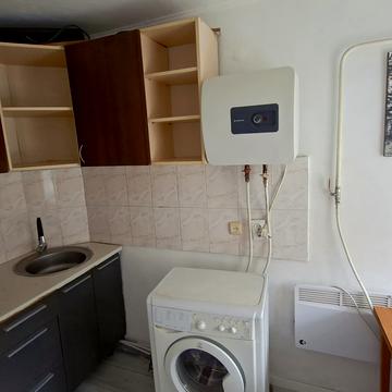 Михайла Стельмаха вул., 8