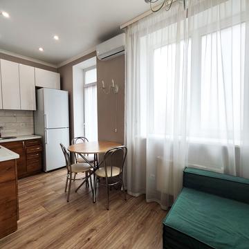 Григорія Гуляницького вул., 35