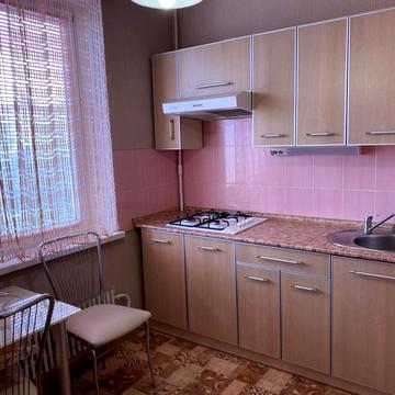 Нескорених вул., 47