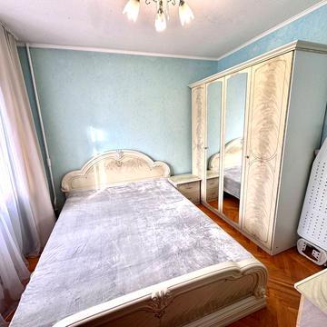 Героїв Крут вул. (Фурманова), 14