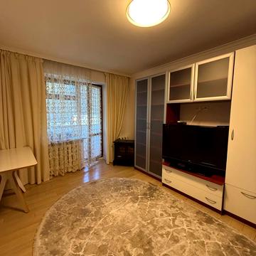 Василя Симоненка вул. (), 10