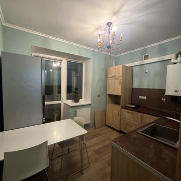 Волошкова вул., 66