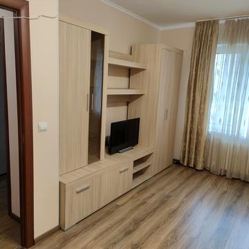 Бориса Гмирі вул., 14-Б