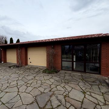 Абрикосова вул.