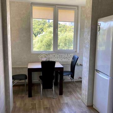 Матюшенка вул., 9