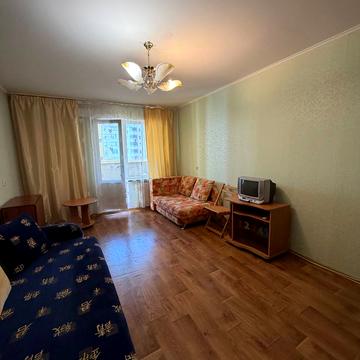 Здолбунівська вул., 13