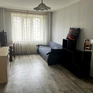 Василя Симоненка вул., 26