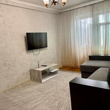 Вереснева вул., 18/20