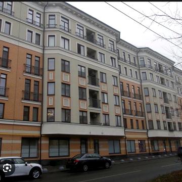 Євгенія Єніна вул. (Бакуліна), 33