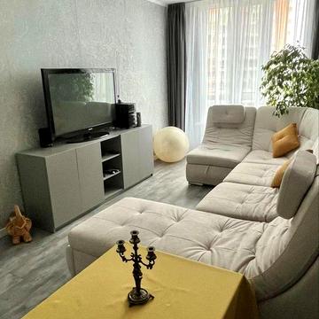 Каховська вул., 62-А