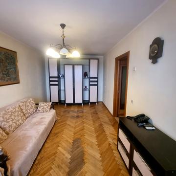 Андрія Малишка вул., 3