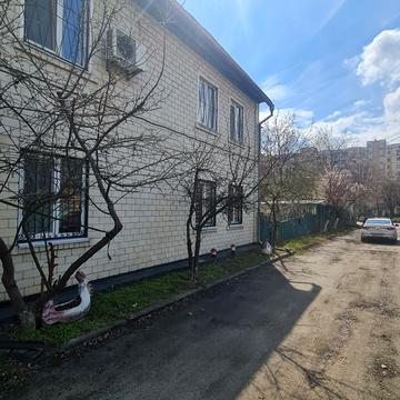 Томашпільська вул., 4