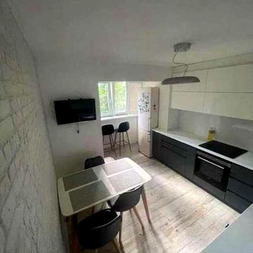 Георгія Гонгадзе просп. (Радянської України), 11-А