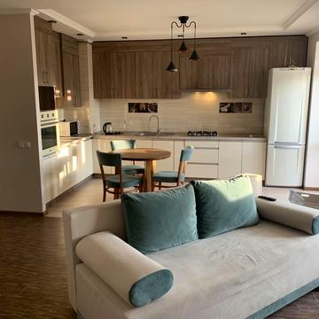 Лисеницька вул., 2а