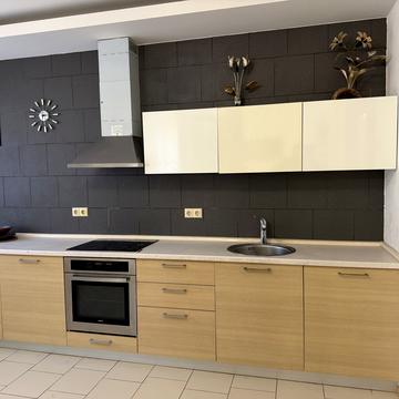 Олександра Мишуги вул., 2