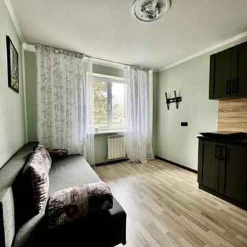 Краснопільська вул., 11