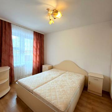 Грушевського вул., 2