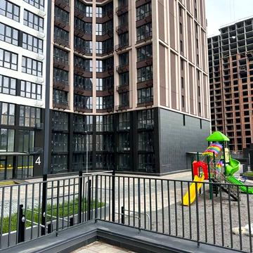 Івана Франка пров., 40 к1