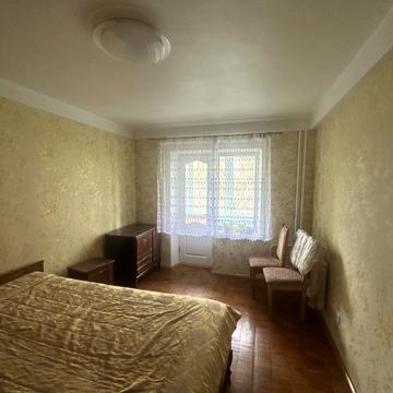 Євгена Коновальця вул. (Щорса), 37