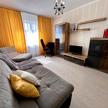 Михайла Гришка вул., 8-А