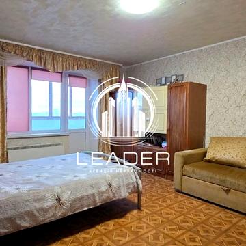 Миколи Бажана просп., 24/1