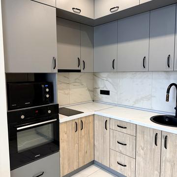 Салютна вул., 2к18