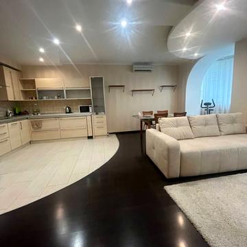 Микільсько-Слобідська вул., 6