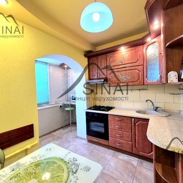 Ореста Левицького вул. (Академіка Курчатова), 6