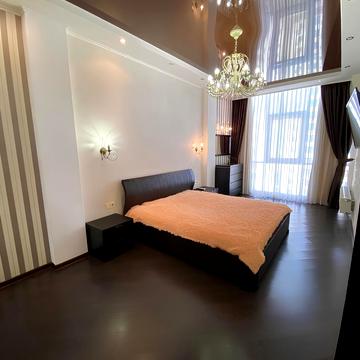 Перлинна вул., 1