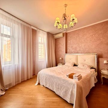 Лесі Українки бульв., 23