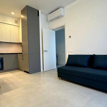 Кучеревського бульв., 1