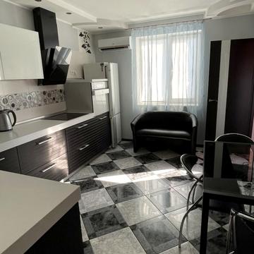 Васильченка вул., 10-А