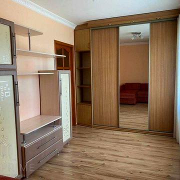 Бориспільська вул., 43