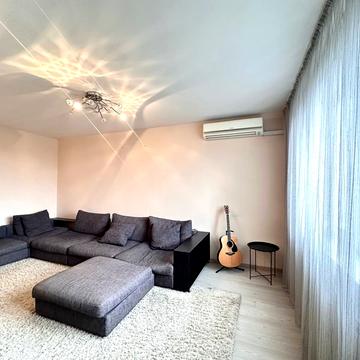 Саперно-Слобідська вул., 10